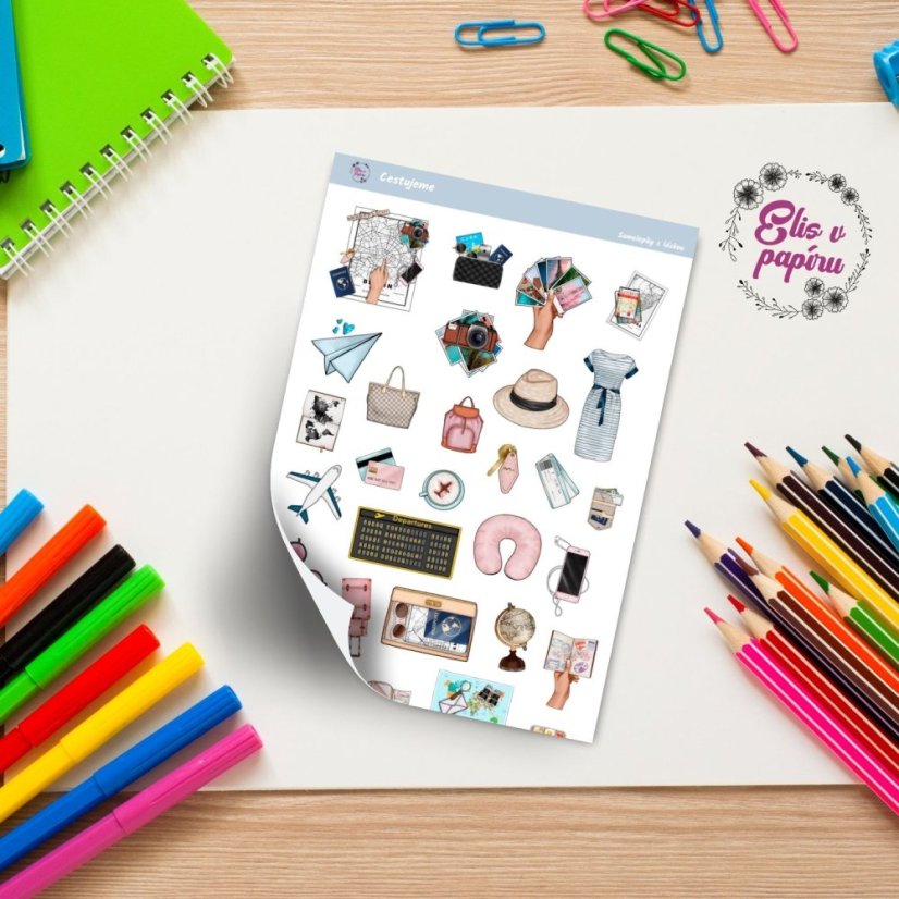 Samolepky s cestovatelskými motivy pro tvůj diář nebo scrapbook – ideální pro plánování dobrodružství.
