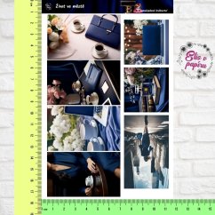 Samolepky zobrazují různé momenty městského života: elegantní kávové šálky, stylové kabelky, knihy, květiny a moderní městské scenérie. Barevná paleta dominuje tlumenými, elegantními tóny modré, růžové a bílé, což vytváří sofistikovaný dojem. Jednotlivé obrázky jsou jemně propleteny detaily každodenních věcí, které dělají městský život tak výjimečným.