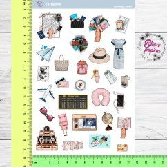 Samolepky s cestovatelskými motivy pro tvůj diář nebo scrapbook – ideální pro plánování dobrodružství.