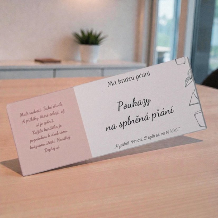 Romantická knihomolka | Balíček z mystery boxu pro knihomolky