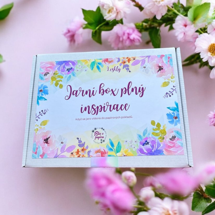 Jarní box plný inspirace | Jarní mystery box | Papírenský box