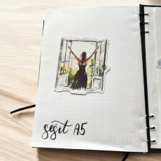 Žena u otevřeného okna  | Samolepky do diáře
